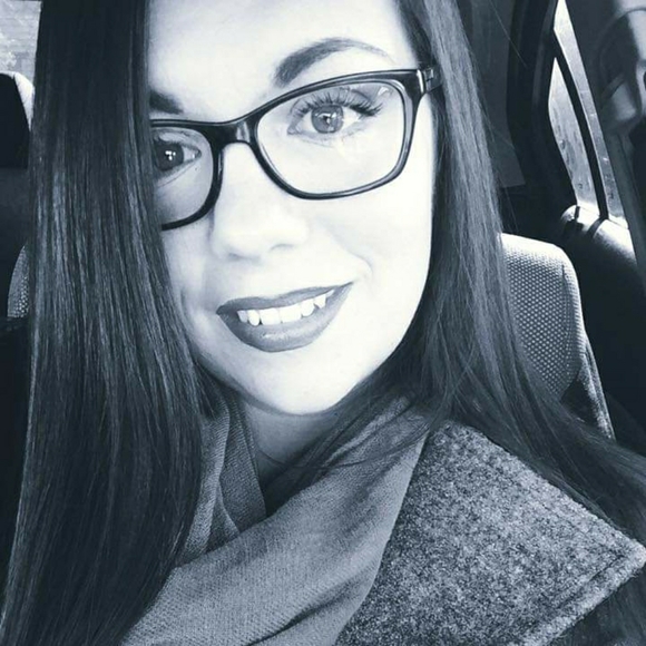 Meet your Posher, Sheri - Picture 8 of 16